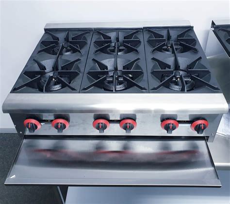 With a large variety of stoves that come in a variety of sizes and heat outputs we're sure that. COMMERCIAL GAS STOVE - INDUSTRIAL GAS STOVE PRICE - GAS ...