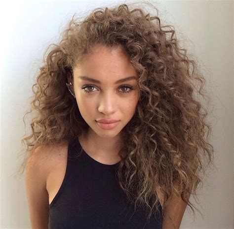 80 Stunning Hairstyles For Curly Hair That You Will Fall In Love With