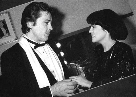 Hommage au président de la république française monsieur valéry giscard d'estaing mireille et valéry giscard d'estaing. Мирей Матье (Mireille Mathieu) биография, фото, личная ...