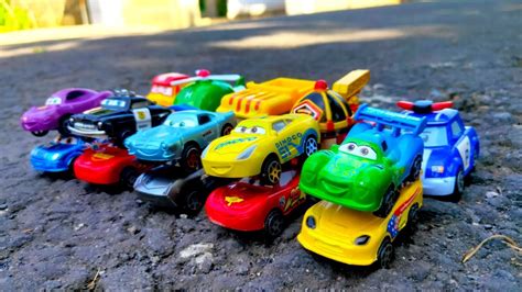 Looking For Disney Cars Lightning McQueen Race Cars Holley Robocar