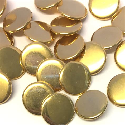 Gold Metal Button 33a