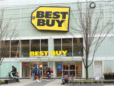 90 Best Buy Shopping Stock Photos Pictures And Royalty Free Images Istock