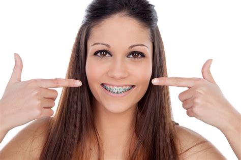 Top Tips For Wearing Adult Braces By Dulwich Orthodontist Medium