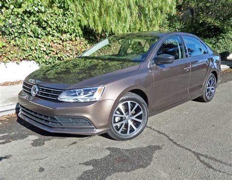 For a good price, it offers german quality, the most interior space in the compact class, refinement, responsive performance, safety, and fuel economy. 2016 Volkswagen Jetta 1.4T SE Test Drive | Our Auto Expert