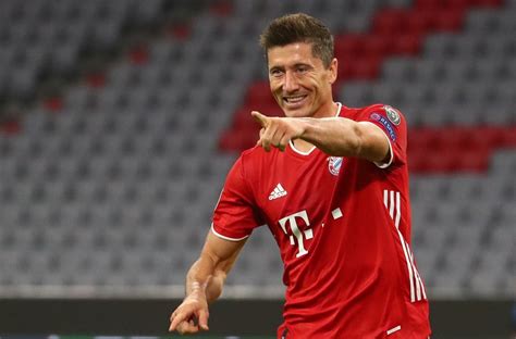 Robert lewandowski is on course to break gerd müller's scoring record. Lewandowski 2020 / Robert Lewandowski 2020 El Polaco ...