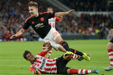 Explain the injury luke shaw suffered? Manchester United defender Luke Shaw returns home following injury horror | Daily Star