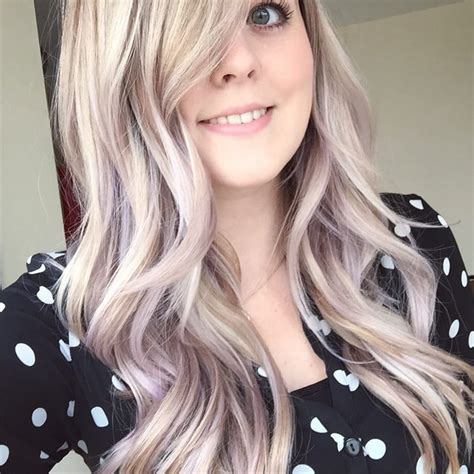 Purple toners work best for blondes, keeping your highlights looking salon fresh by reducing yellow hues. Lilac toner on blonde hair without visiting a hairdresser ...