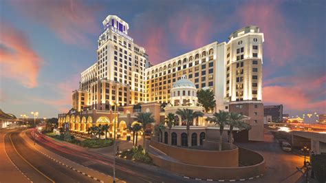 Dubai's Mall of the Emirates announces reduced opening hours | News
