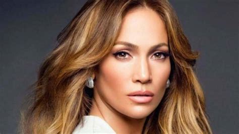 Jennifer Lopez Irriconoscibile Viso Deturpato Dalle Rughe Foto