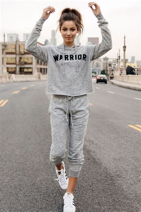 25 Inspirational Sporty Outfits To Enhance Your Style Fashions Nowadays Sport Outfit Woman