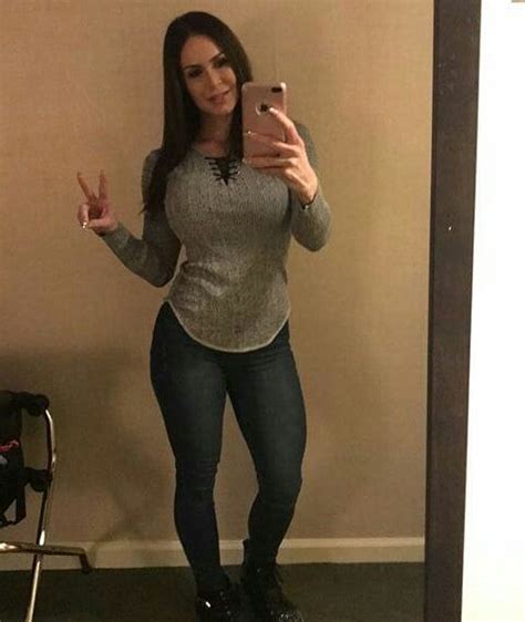 Kendra Lust Selfie With Leather Pants