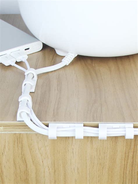 20pcs Random Wall Mounted Wire Holder Craftivating
