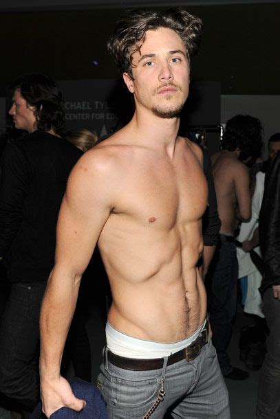 See Lots Of Shirtless Male Models At Last Nights Jeffrey Fashion Cares Runway Show