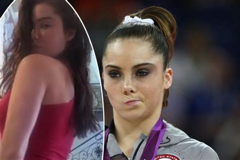 Gymnast Mckayla Maroney Suffers Wardrobe Malfunction Upside Down The The Best Porn Website