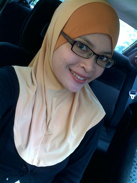 Kemampuan mata untuk menyesuaikan diri terhadap objek yang dilihat dinamakan daya akomodasi mata. ~R.E.D. is equal to Z.I.R.A.~: Tips : bertudung bagi yang ...