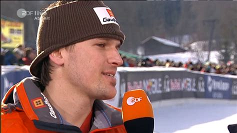 Und das heimische team hat dafür die besten. Abfahrt Herren Kitzbühl "Streif" 2009 (ZDF) - YouTube