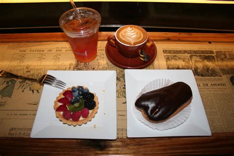 Denne chowder kommer fra jasper white, kok og indehaver af mange restauranter, herunder summer shack i cambridge, massachusetts. Boston | Food and Packaging - François Soulignac | Digital ...