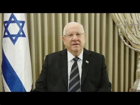 ביום שני יחלו ראשי המפלגות למסור את המלצותיהם לנשיא המדינה ראובן ריבלין לקראת הטלת המנדט להרכבת הממשלה. ‫ראובן ריבלין סופד לסופר עמוס עוז‬‎ - YouTube