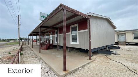 Luxury Mobile Home: Where Style Meets Affordability!