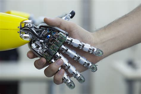 7 Amazing Robots That Will Inspire You To Discard Your Emotions And