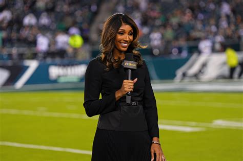 Meet Maria Taylor The Stunning Nbc Sports Reporter Who Quit Espn For