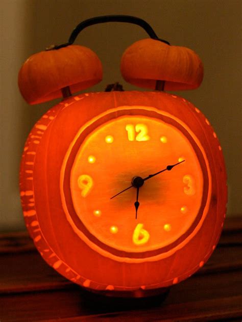 31 Cool Pumpkin Carving Ideas You Should Try This Fall