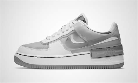 The low sneaker was realised in '83 (a year after the high top) and caught the attention of the sneakerhead community; Nike Air Force 1 Shadow Grey Fog | Sneaker Releases | Dead ...