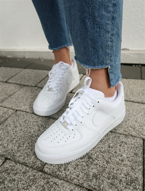 How To Wear Air Force 1s Tips For Styling White Af1s Complex Art