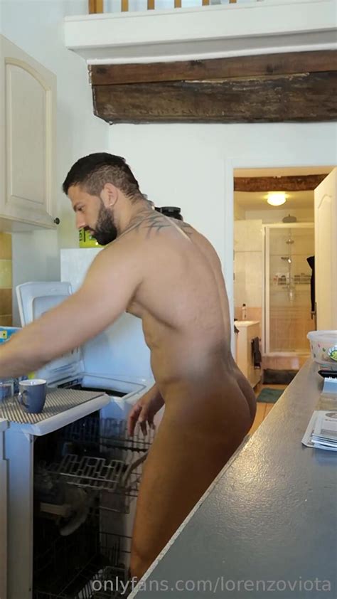 A Good Mixed Lorenzo Naked In His Kitchen Thisvid Com