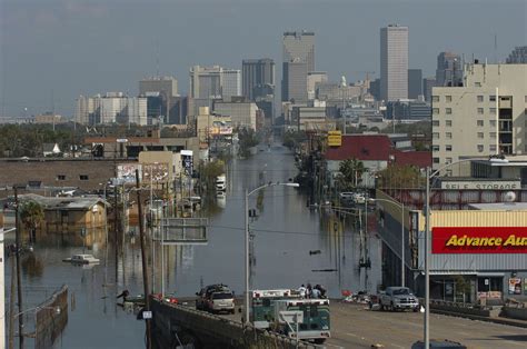 For instance, some people tried to walk over the crescent city connection bridge to the nearby suburb of gretna, but police officers with shotguns forced them to turn back. Congress tackles Hurricane Katrina relief, Sept. 2, 2005 ...