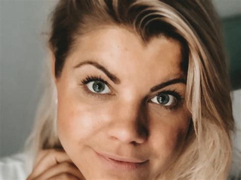 Synonym for ab wann seit wann: Ab wann Augencreme? Tipps von der Expertin | Louise et ...