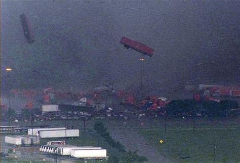 Atlanta Insurance Restoration Tornadoes Wreak Havoc In