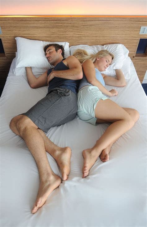 What Couples Sleeping Positions Reveal About Relationships Pictures Huffpost Uk Life