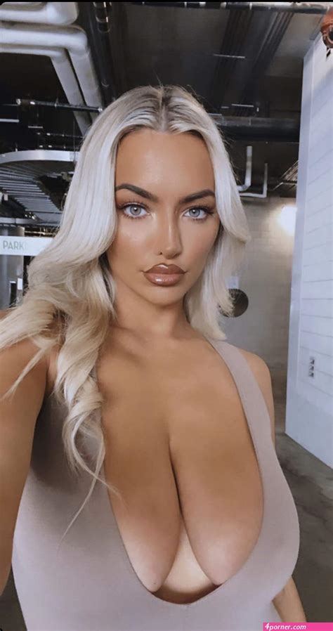 Lindsey Pelas Shows Off Her Nude Butt And Boobs Porner