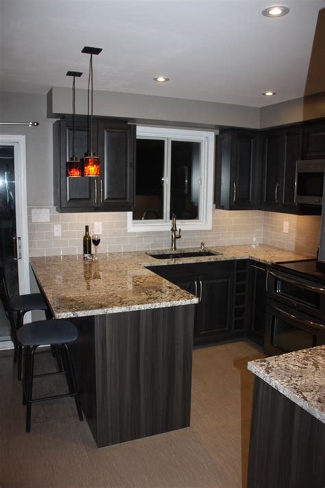Showrooms in toronto and barrie ontario. Kitchen renovation makeover in Orillia, Ontario. Kitchen cabinets by Canadiana Kitchens - Custom ...