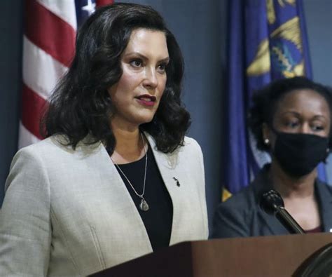 Violation Of Michigan Gov Whitmers Face Mask Order Subject To 500 Fine