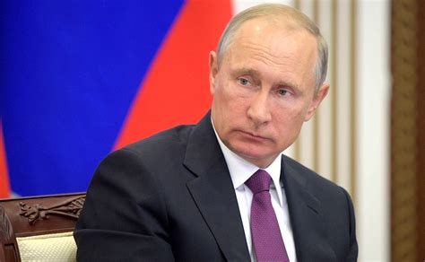 Если вы считаете, то это необходимо, хорошо, мы так и сделаем, и сегодня я соответствующий указ подпишу. Президент РФ подписал указ об основах госполитики в ...