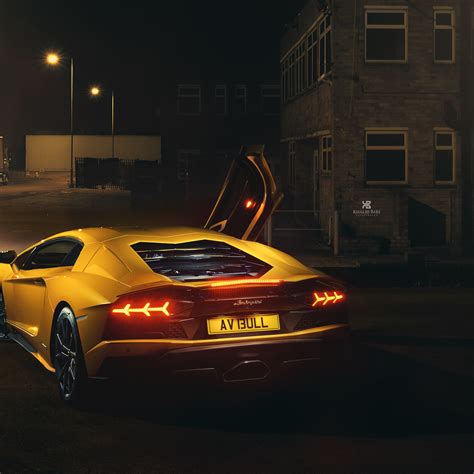 2048x2048 Lamborghini Aventador In The Night Ipad Air Hd 4k Wallpapers