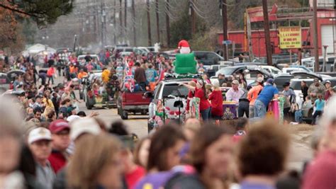 Redneck Christmas Parade Set For Saturday