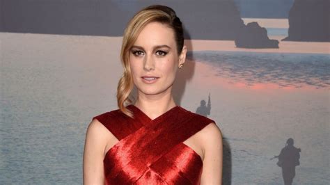 Brie Larsons Captain Marvel Costume Has Fans Freaking Out Heres Why Entertainment Tonight