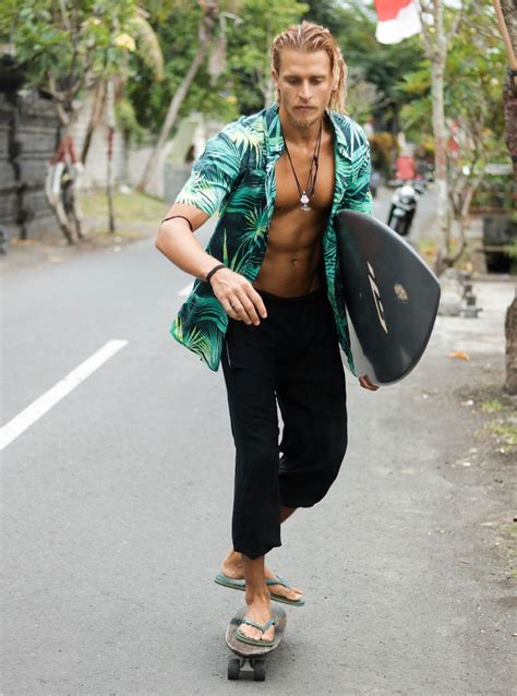 Flip Flop Moves Surfer Style Outfits Surf Style Clothes Surf Style Men