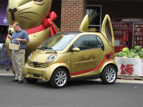Rabbit Car A Smart Car Dressed Up To Advertise Lindt Candi Flickr