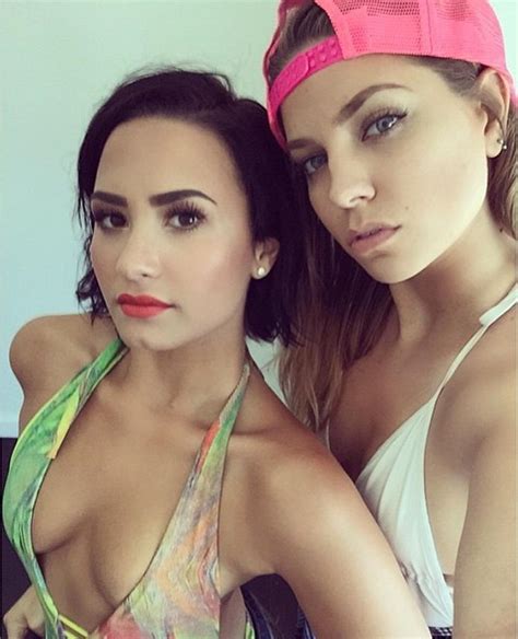 Pop Minute Demi Lovato Swimsuit Cool For Summer Photos Photo 3