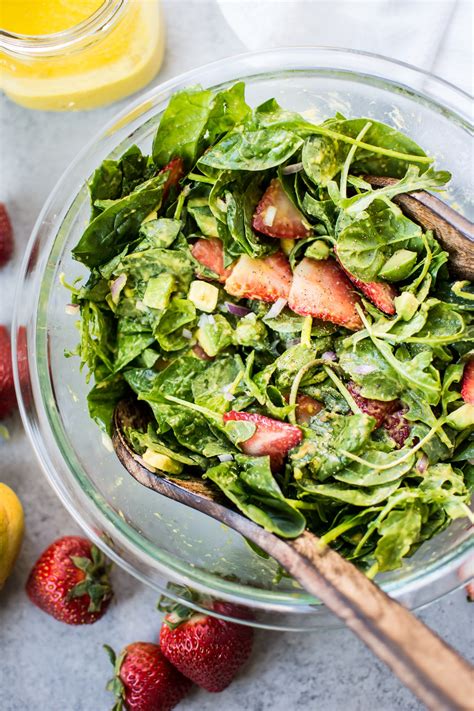 Prepare the salad one hour before serving, and then toss in the dressing right before it's time to eat! Strawberry Spinach Salad with Mango Dressing • Salt & Lavender