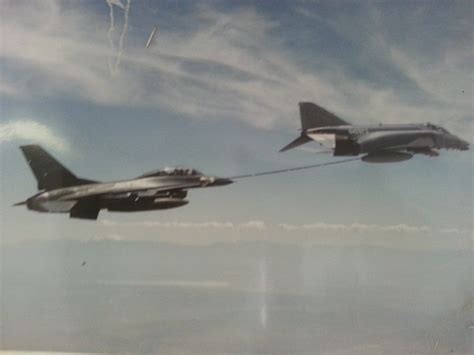 Probe And Drogue Refuelling Test F 16 General F 16 Forum