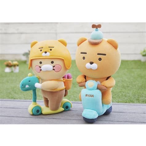 預購 Kakao Friends Ryan萊恩 春植恐龍滑板車後背包造型娃娃 玩偶 抱枕 寵物貓 韓國代購 蝦皮購物