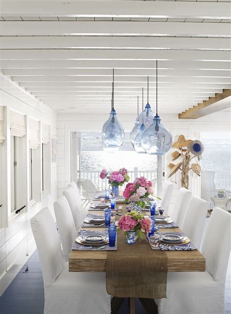 This Lake Michigan House Was Built With Summertime In Mind Dining