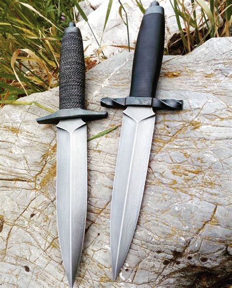 Nice Pair Of Daggers Knife Knives And Swords Combat Knives