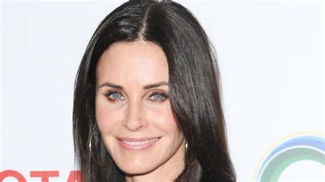 Here S Why Courteney Cox Turned Down The Role Of Rachel In Friends