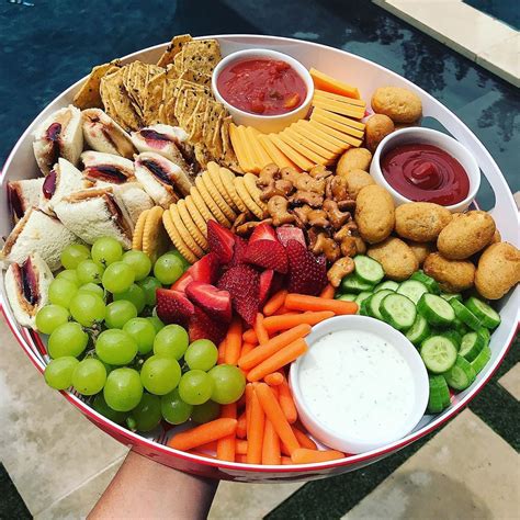 Todays Snack Lunch Tray 🤗🤗🤗🤗 So Easy With A Great Selection To Make